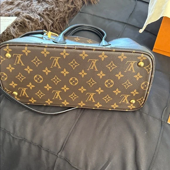 Louis Vuitton Flandrin - Picture 8 of 11